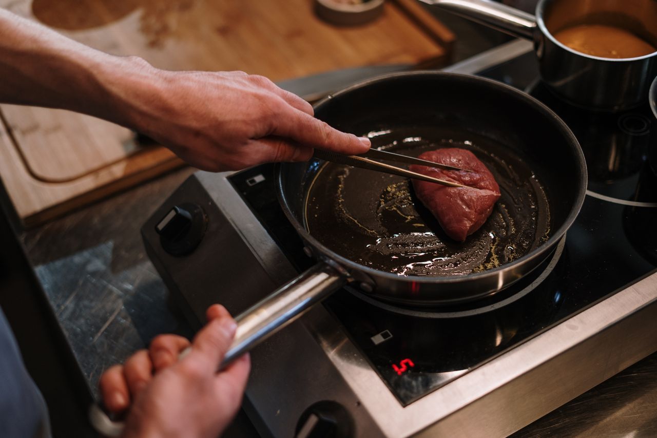Une cuisiniere induction Sauter pour la fête des papas