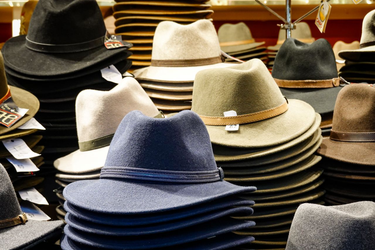 Chapellerie-traclet.com vous invite à la découverte de l'univers du chapeau !
